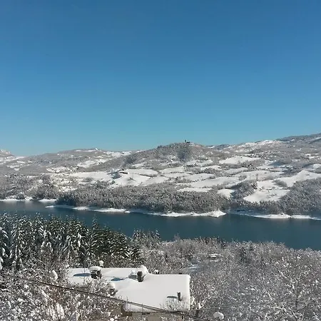 Nocleg ze śniadaniem Borgo Massovrana