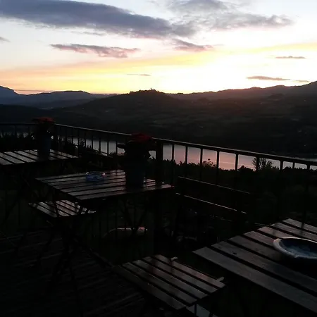 Oda ve Kahvaltı Borgo Massovrana