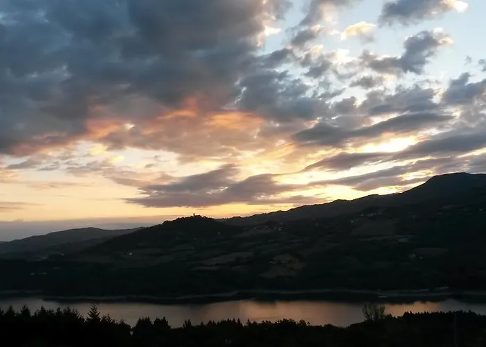 Bed and Breakfast Borgo Massovrana Castel di Casio